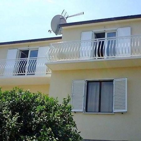 Apartments Mara Molunat Exterior photo
